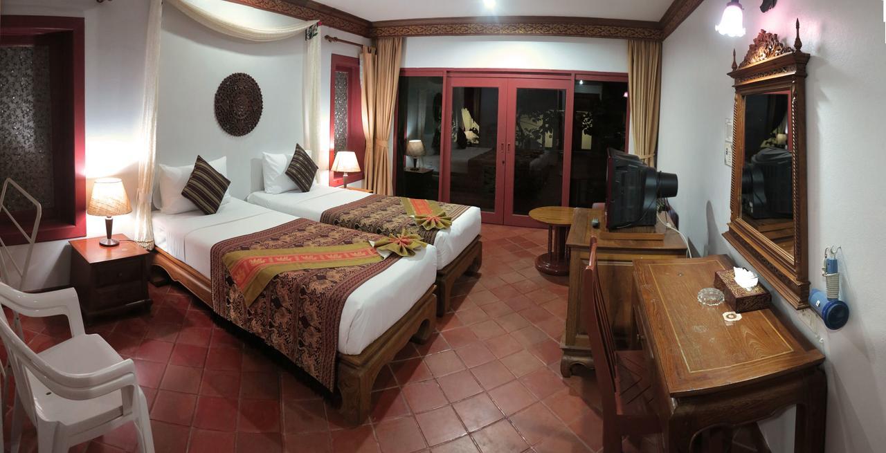 Kata Minta Hotel Phuket Ngoại thất bức ảnh