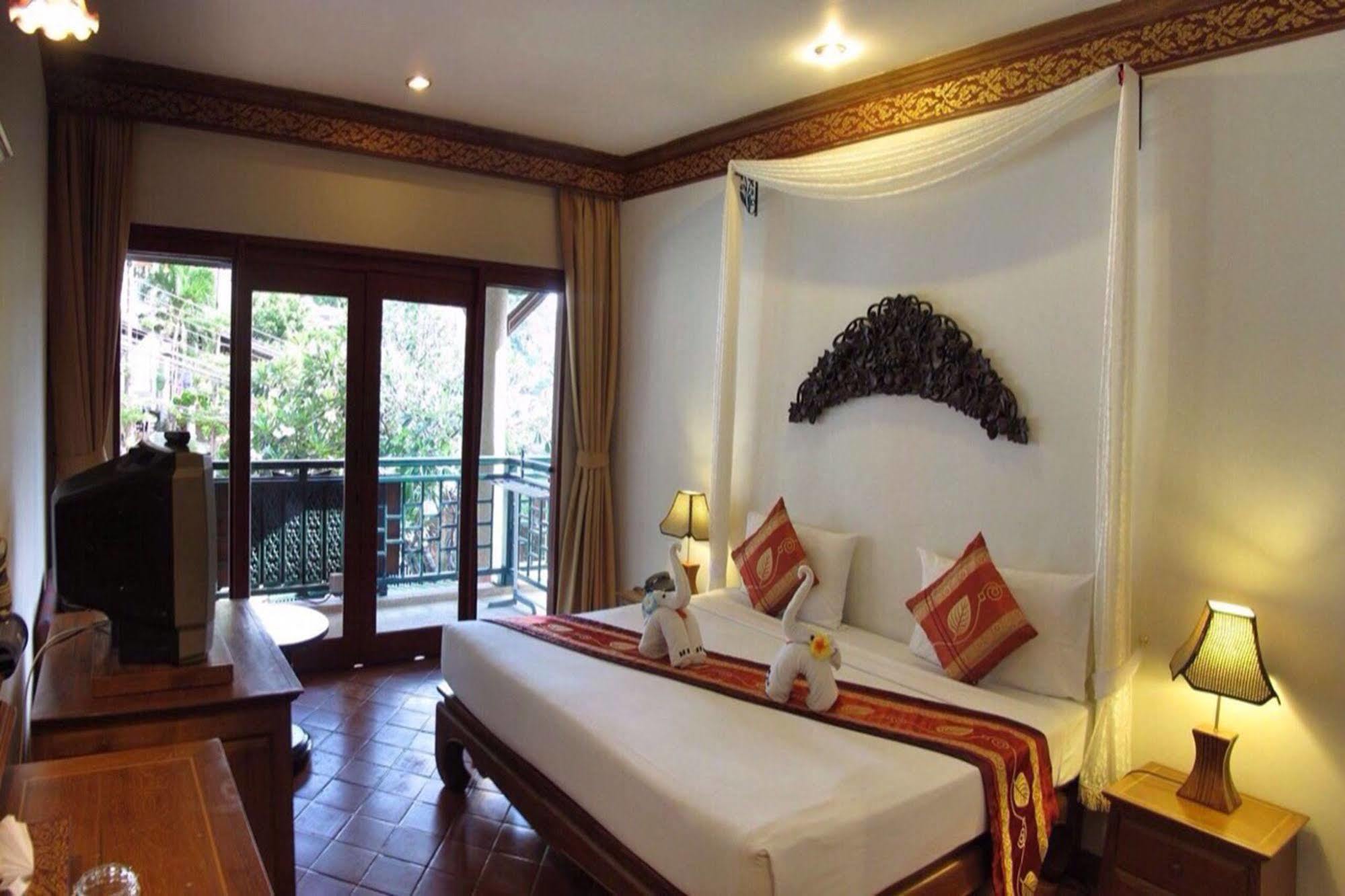 Kata Minta Hotel Phuket Ngoại thất bức ảnh