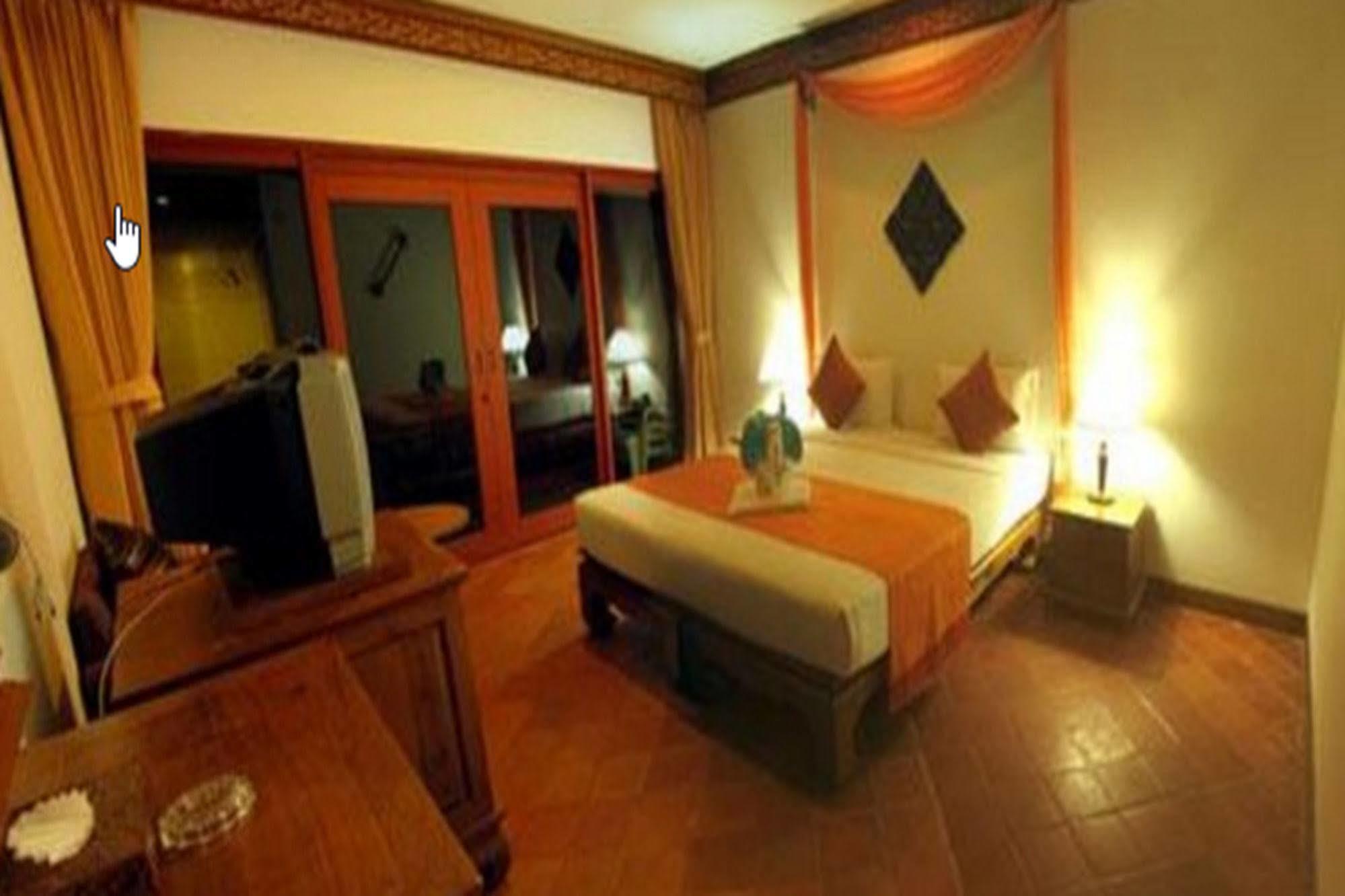 Kata Minta Hotel Phuket Ngoại thất bức ảnh